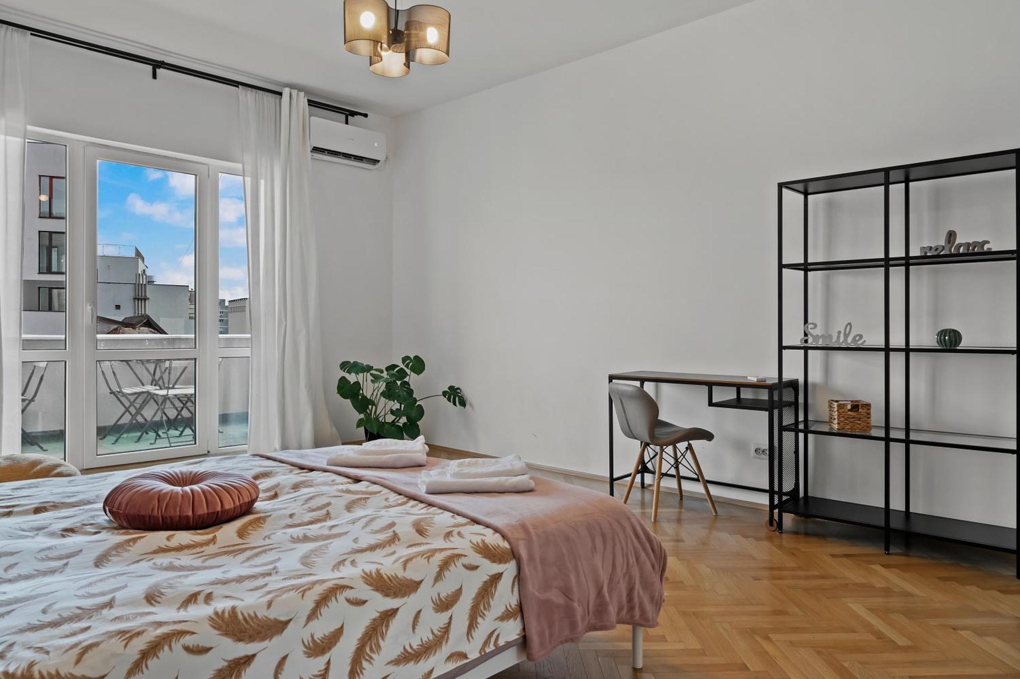 Ultracentral Dreamland Apartment 3 Bdrm Bucharest Exterior photo